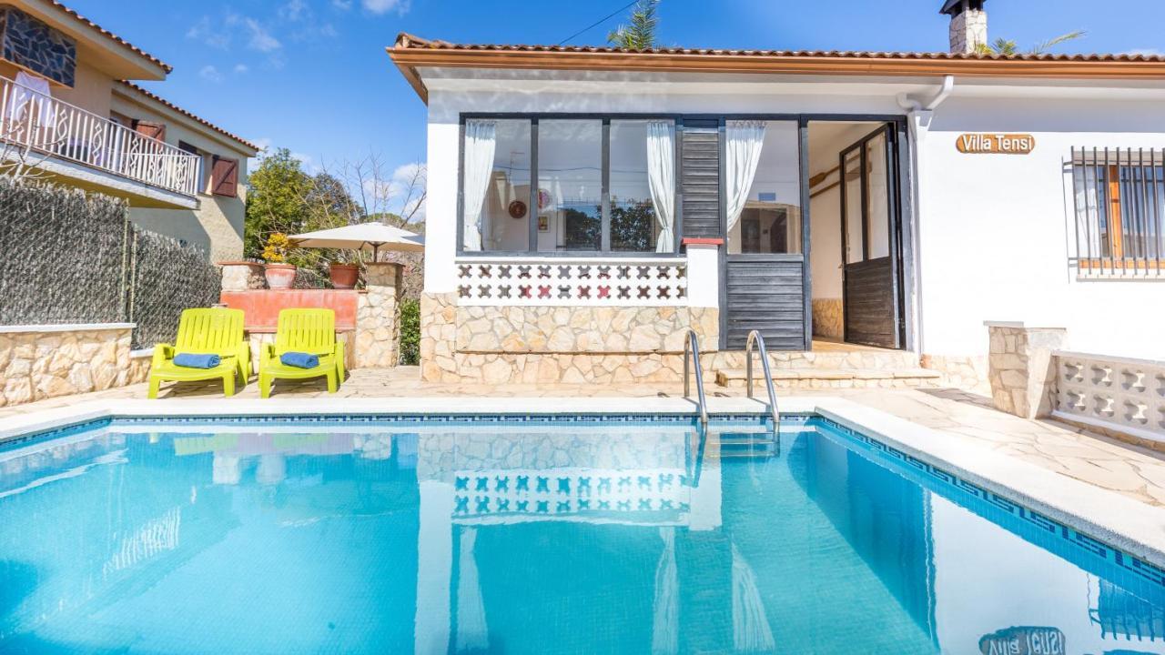Villa Tensi Blanes Luaran gambar