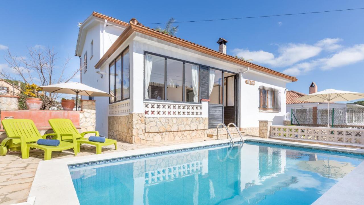Villa Tensi Blanes Luaran gambar