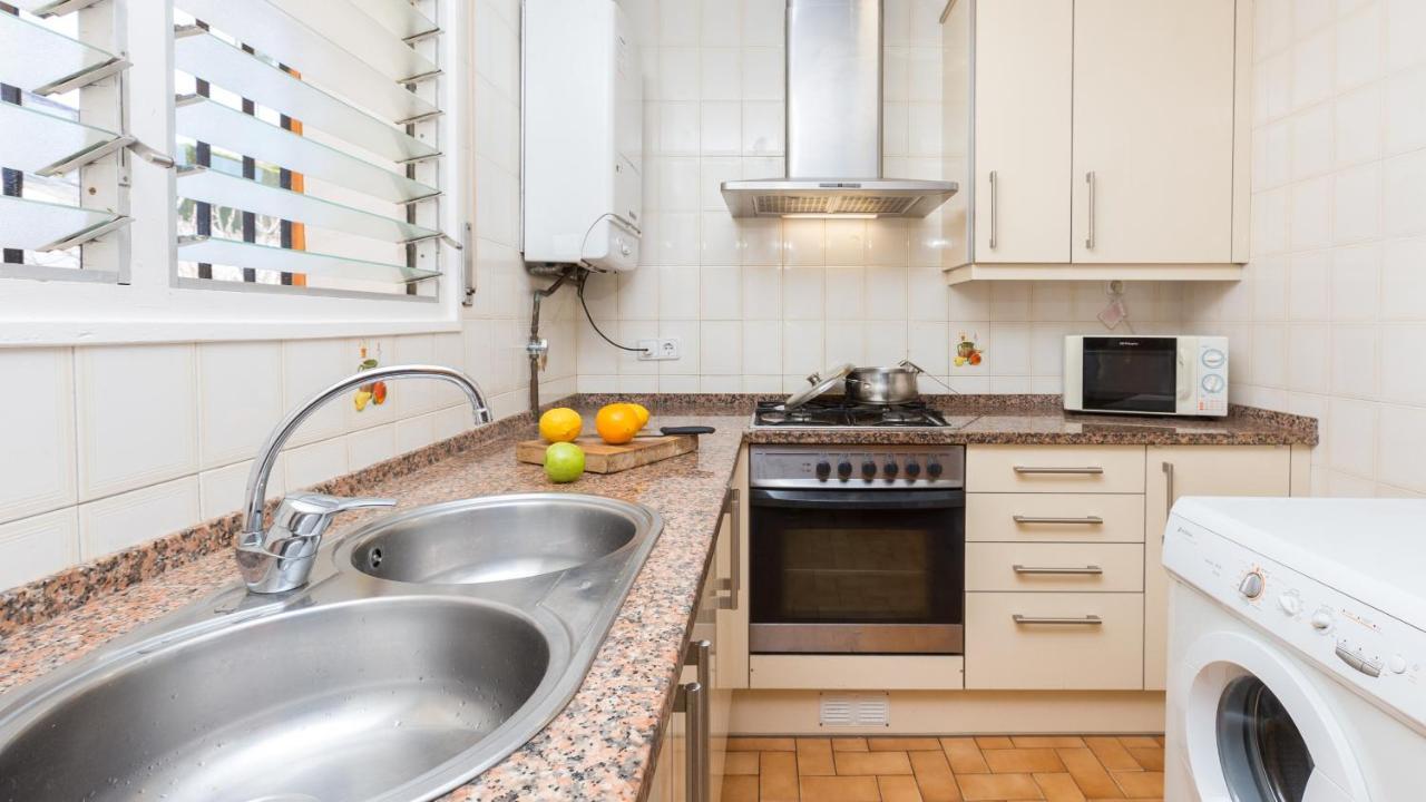 Villa Tensi Blanes Luaran gambar