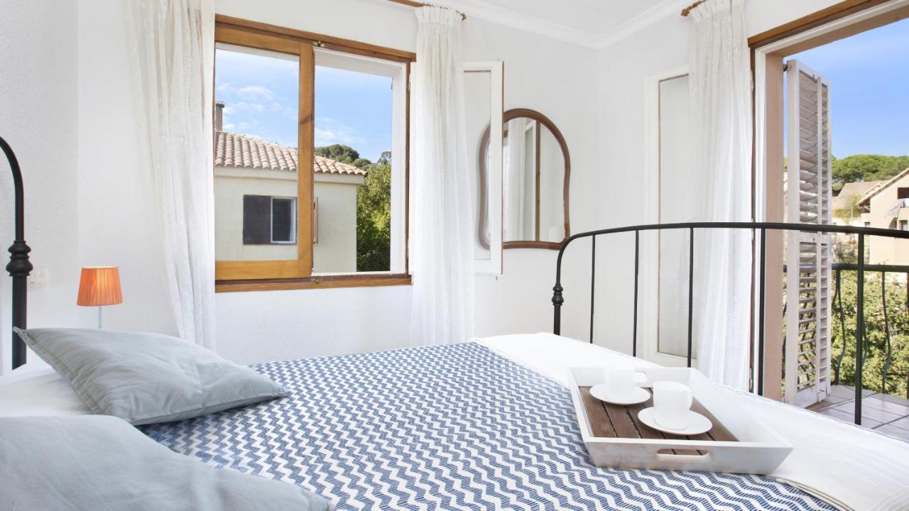 Villa Tensi Blanes Luaran gambar