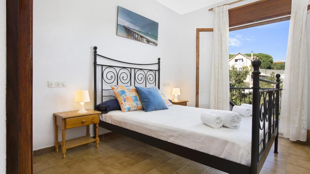 Villa Tensi Blanes Luaran gambar